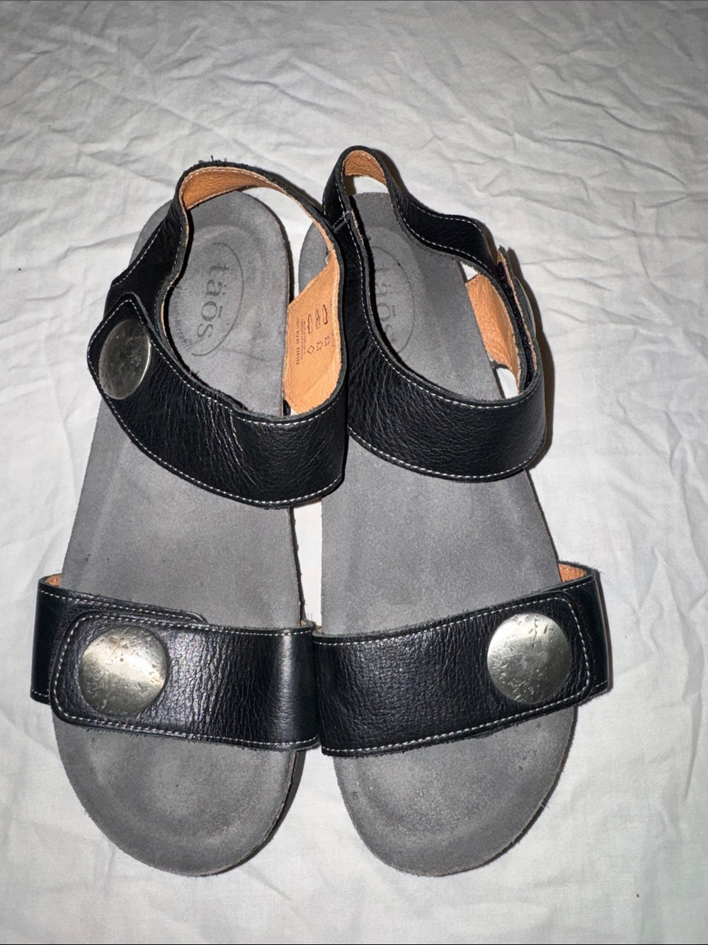 Taos Carousel 2 Black Leather Comfort Sandals Size 11 EU 42 Boho Medallion